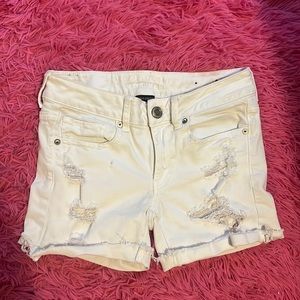 White American eagle shorts